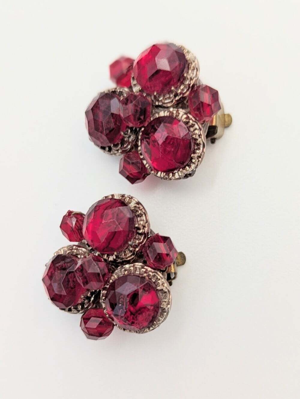 Vintage Cabochon Clustered Deep Red Clip-On Earrings